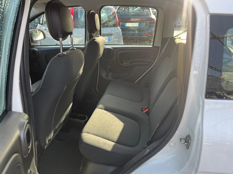 Fiat Panda Cross usata a Milano (14)