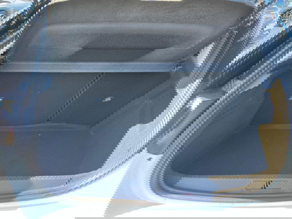 Opel Corsa usata a Milano (10)