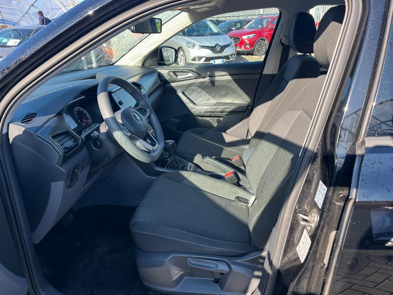 Volkswagen T-Cross usata a Milano (11)