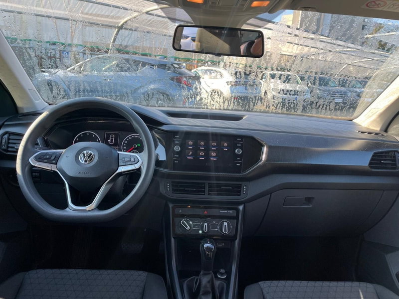 Volkswagen T-Cross usata a Milano (15)