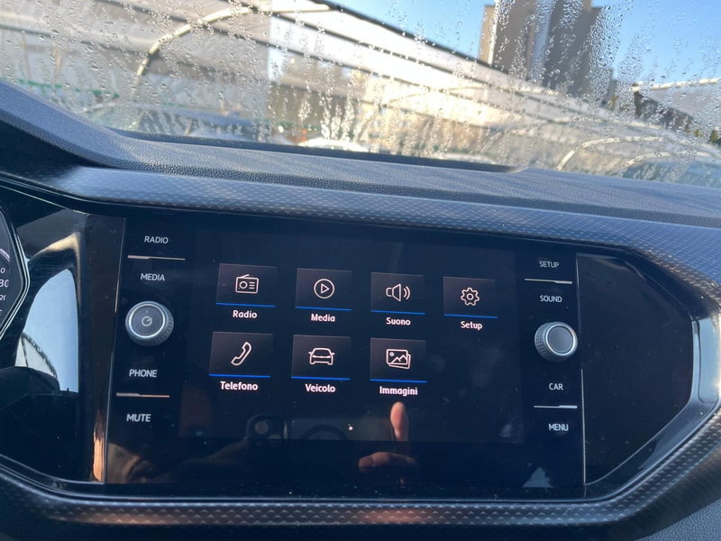 Volkswagen T-Cross usata a Milano (16)
