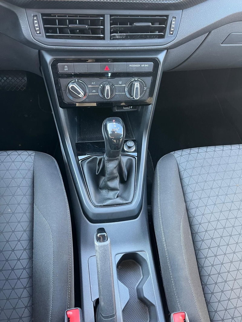 Volkswagen T-Cross usata a Milano (17)