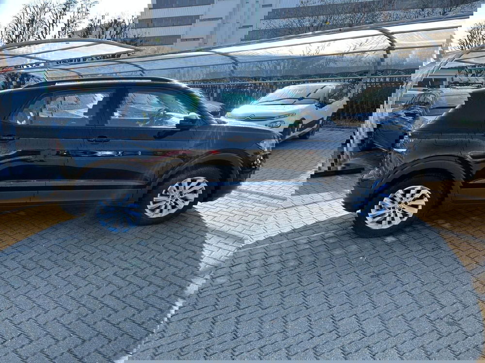 Volkswagen T-Cross usata a Milano (4)