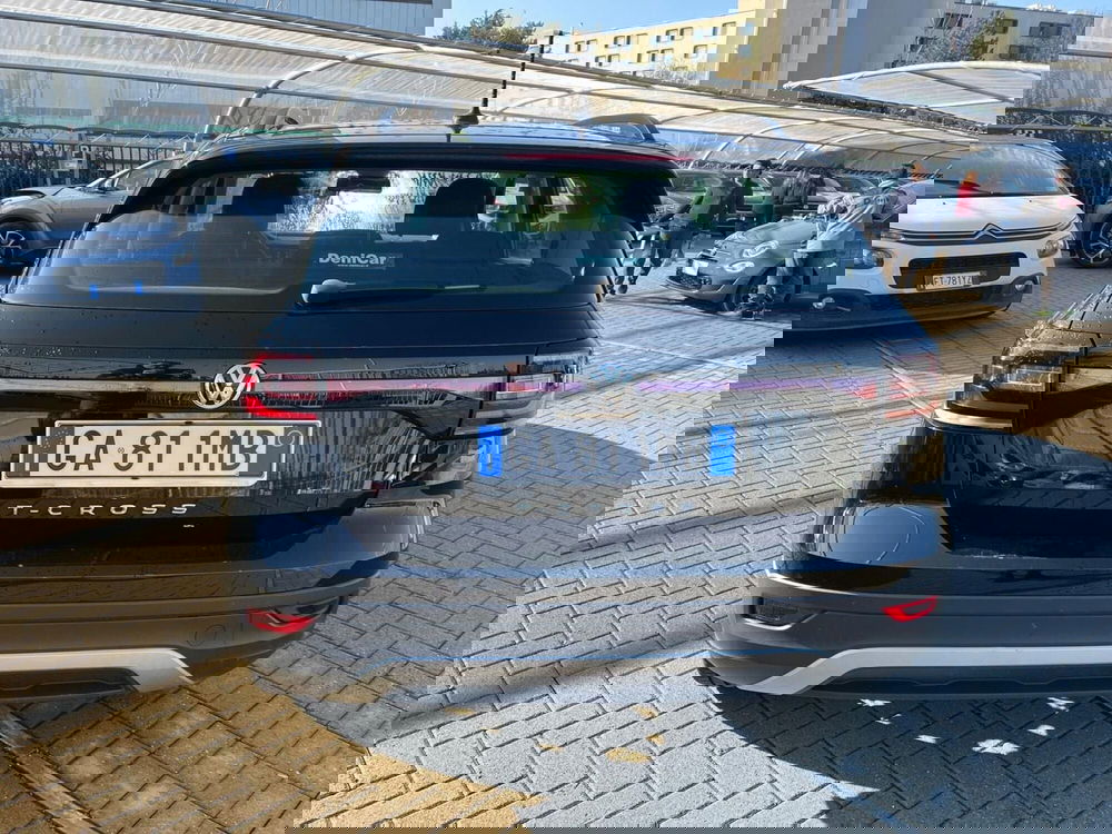 Volkswagen T-Cross usata a Milano (8)