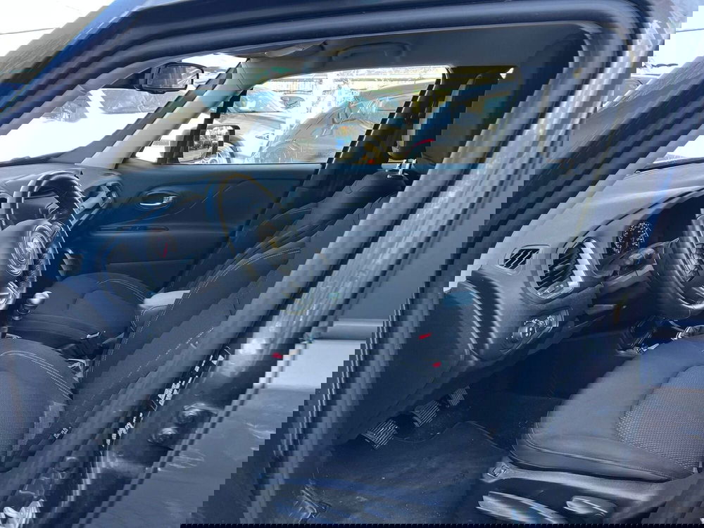 Jeep Renegade usata a Milano (11)