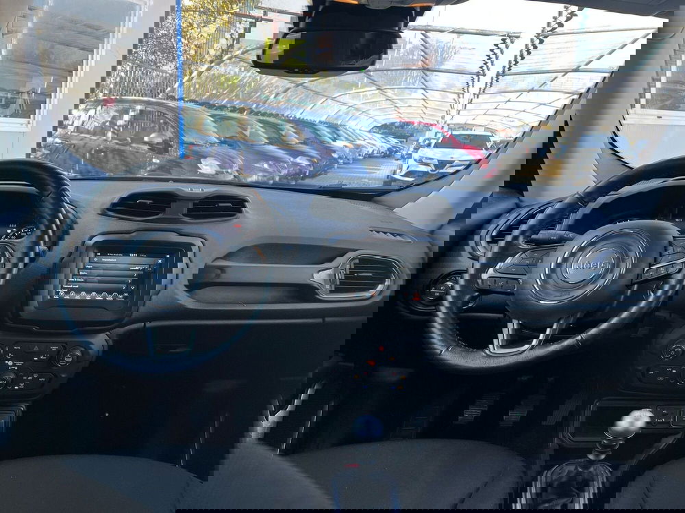 Jeep Renegade usata a Milano (15)