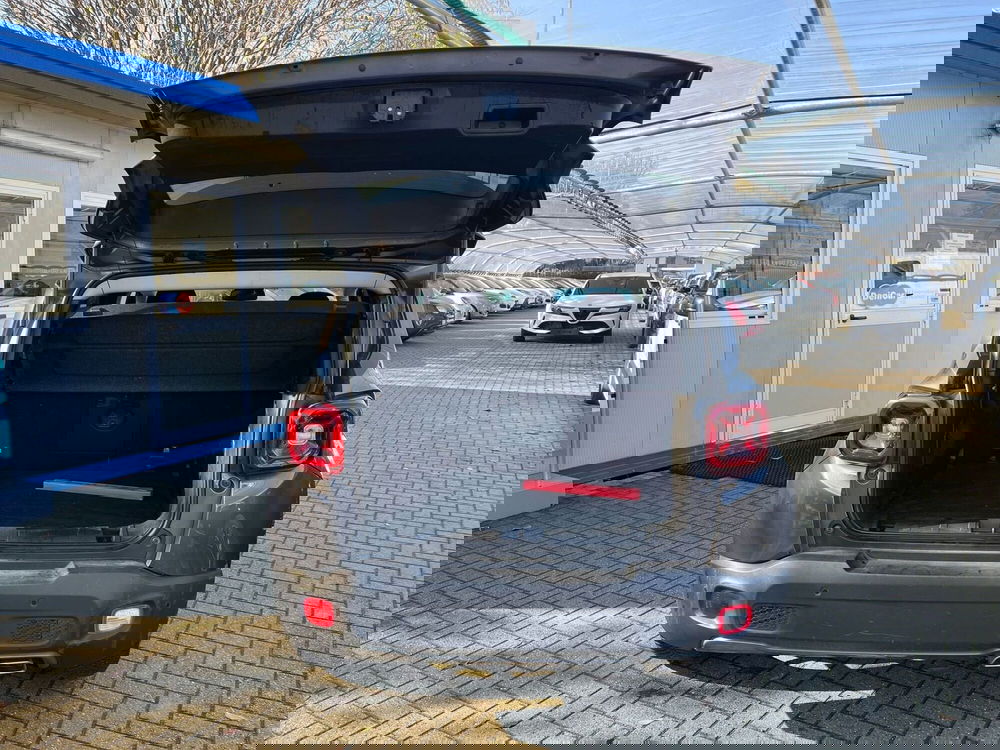 Jeep Renegade usata a Milano (9)