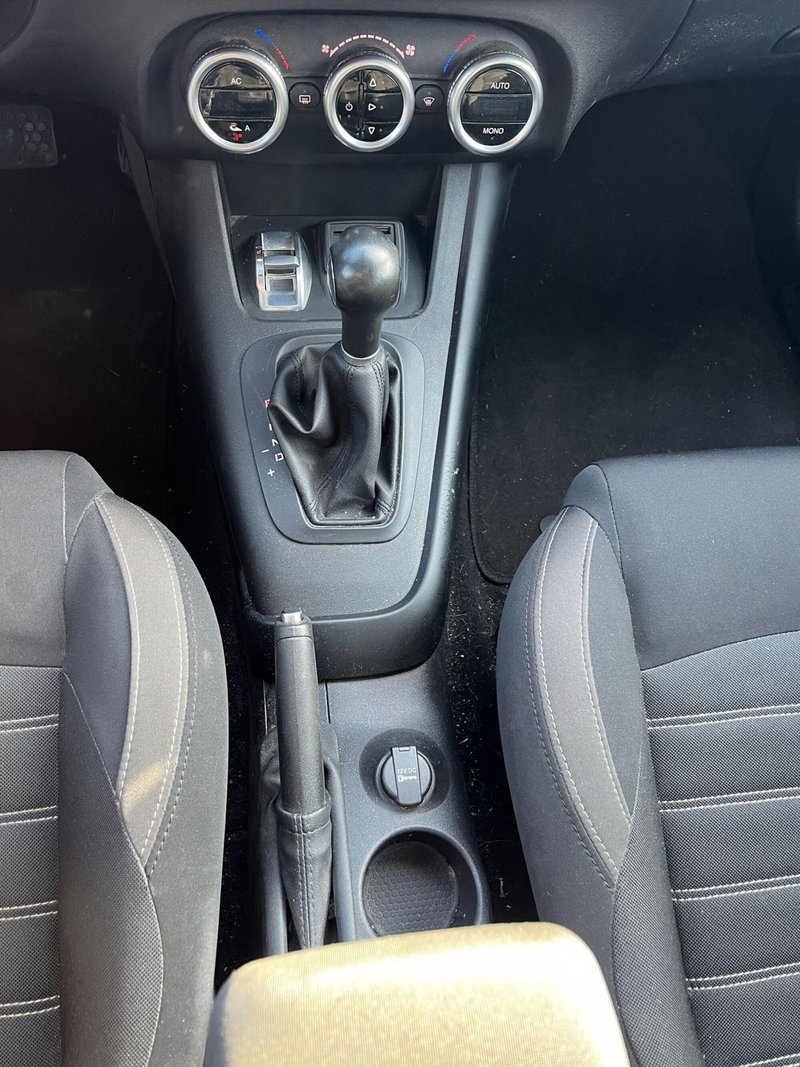 Alfa Romeo Giulietta usata a Milano (18)