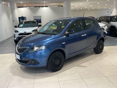 Lancia Ypsilon 0.9 TwinAir 5 porte Metano Ecochic Gold del 2021 usata a Misterbianco