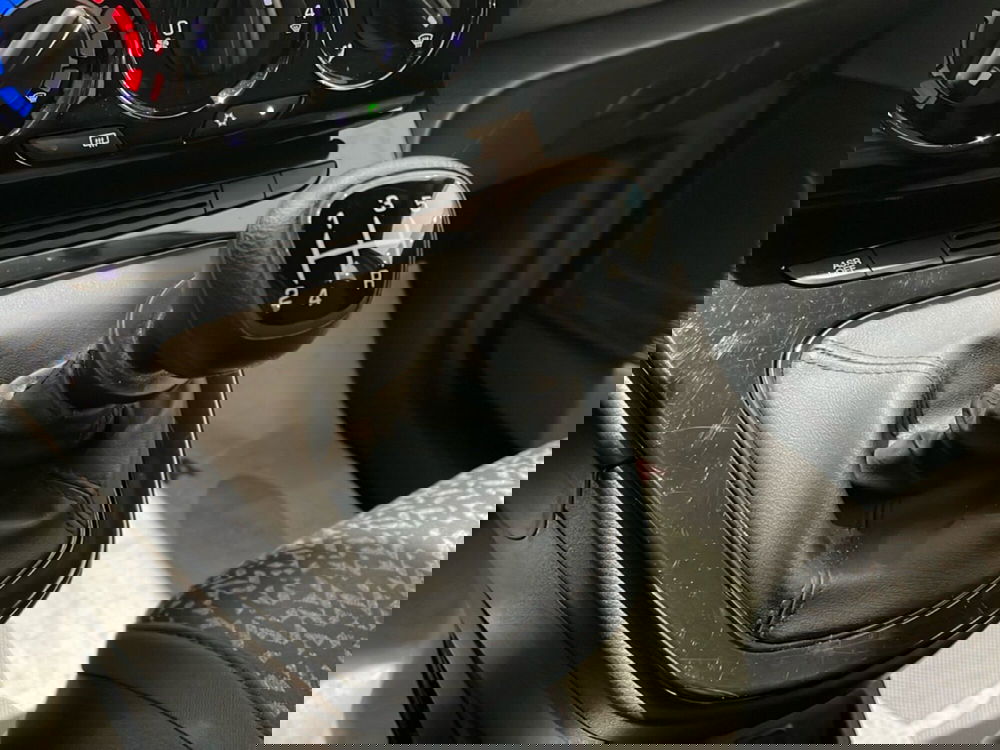 Lancia Ypsilon usata a Catania (15)