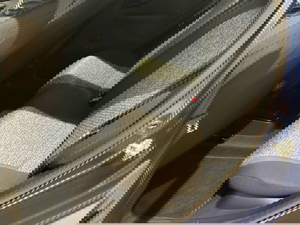 Lancia Ypsilon usata a Catania (7)