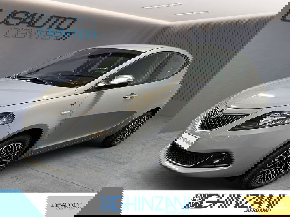 Lancia Ypsilon usata a Bergamo