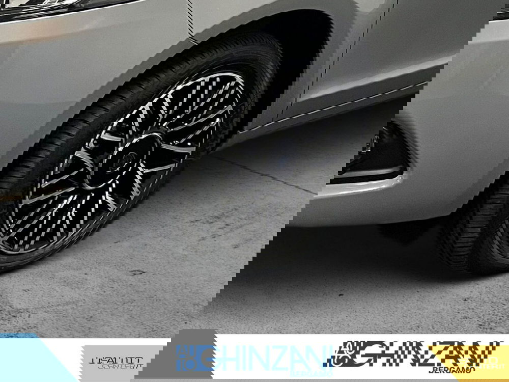 Lancia Ypsilon usata a Bergamo (15)