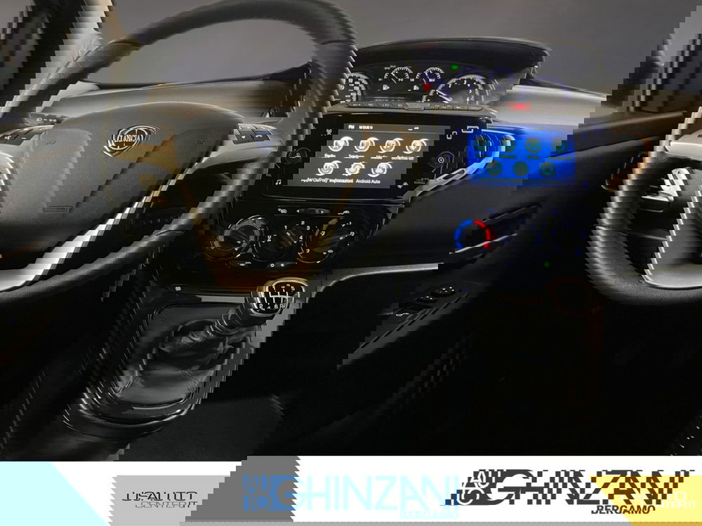 Lancia Ypsilon usata a Bergamo (8)