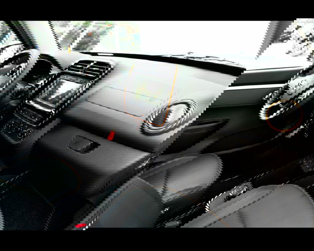 Dacia Spring usata a Treviso (13)