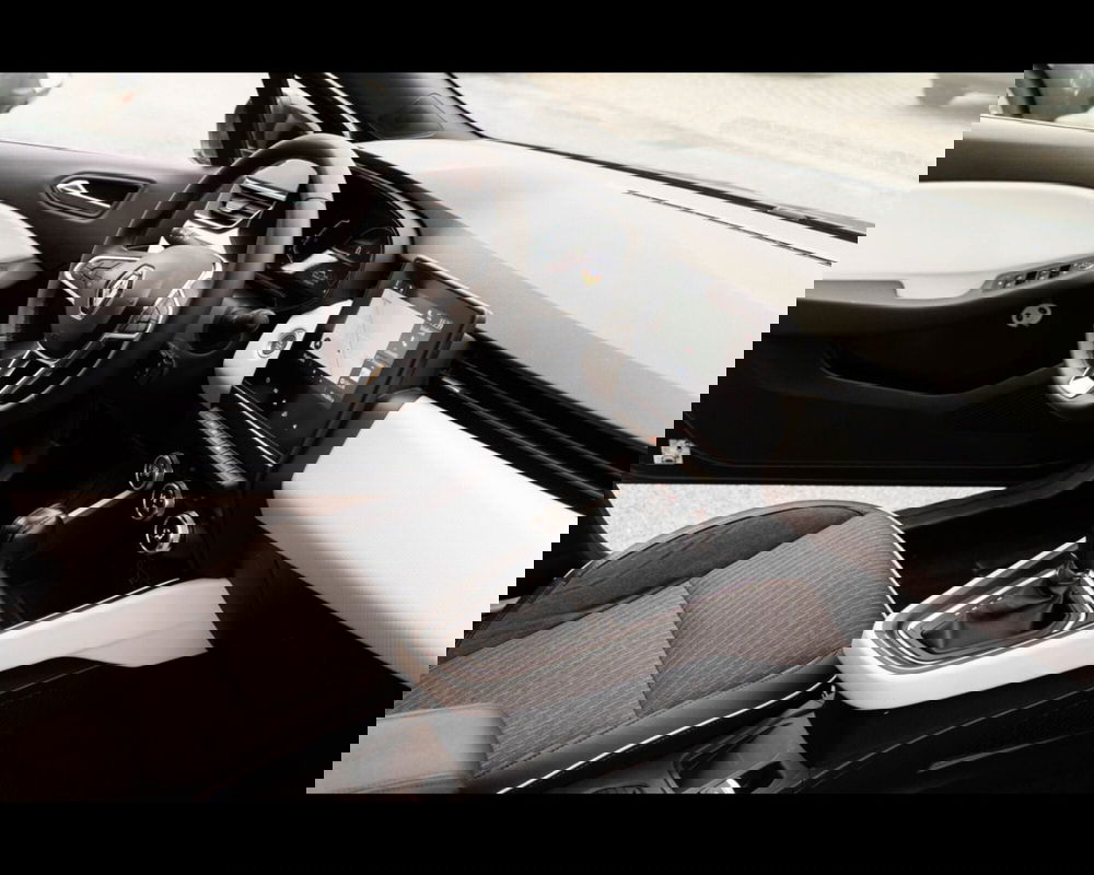 Renault Clio usata a Venezia (13)