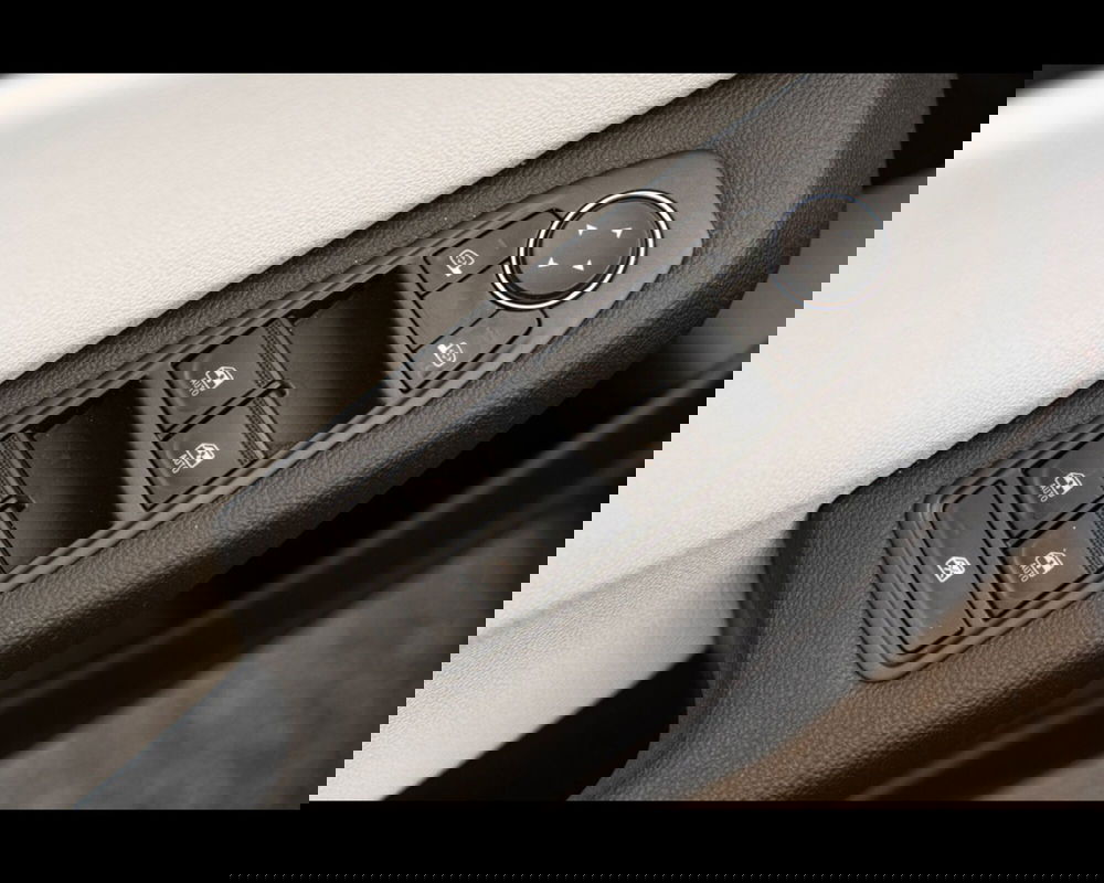 Renault Clio usata a Venezia (17)