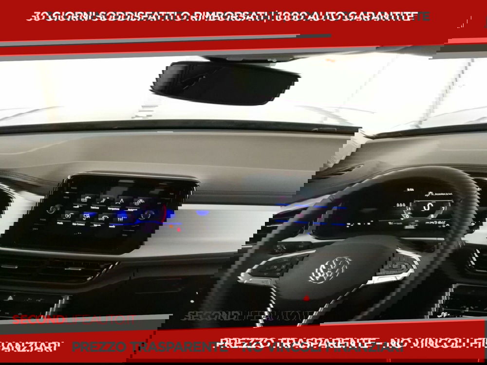 Volkswagen T-Roc nuova a Chieti (8)