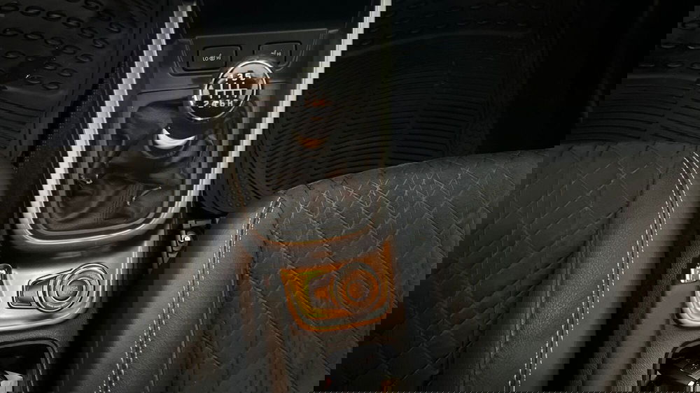 Suzuki Vitara usata a Viterbo (9)