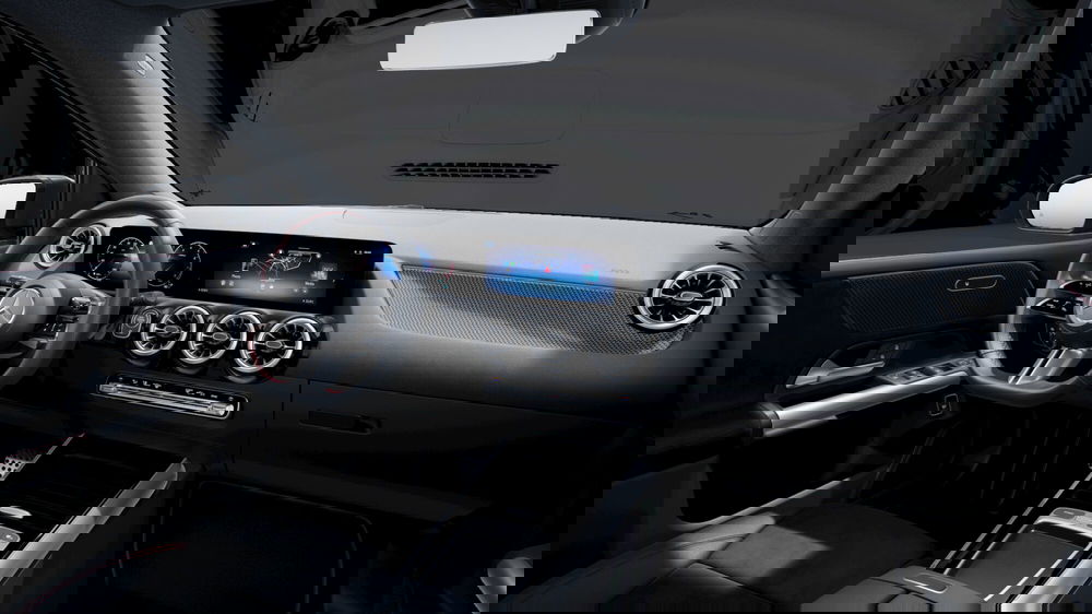 Mercedes-Benz Classe B nuova a Milano (5)