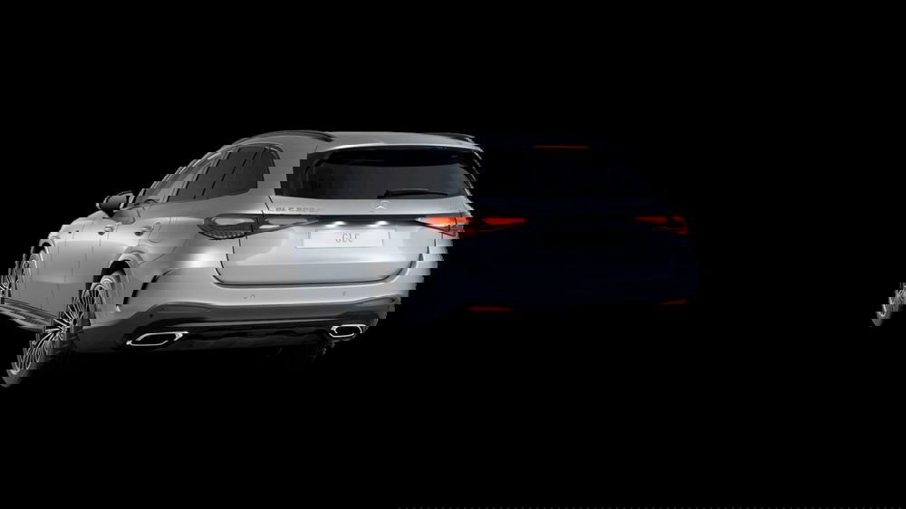 Mercedes-Benz GLC nuova a Milano (3)