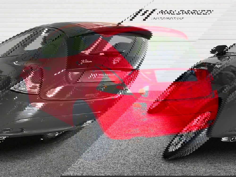 Lancia Ypsilon usata a Bari (4)