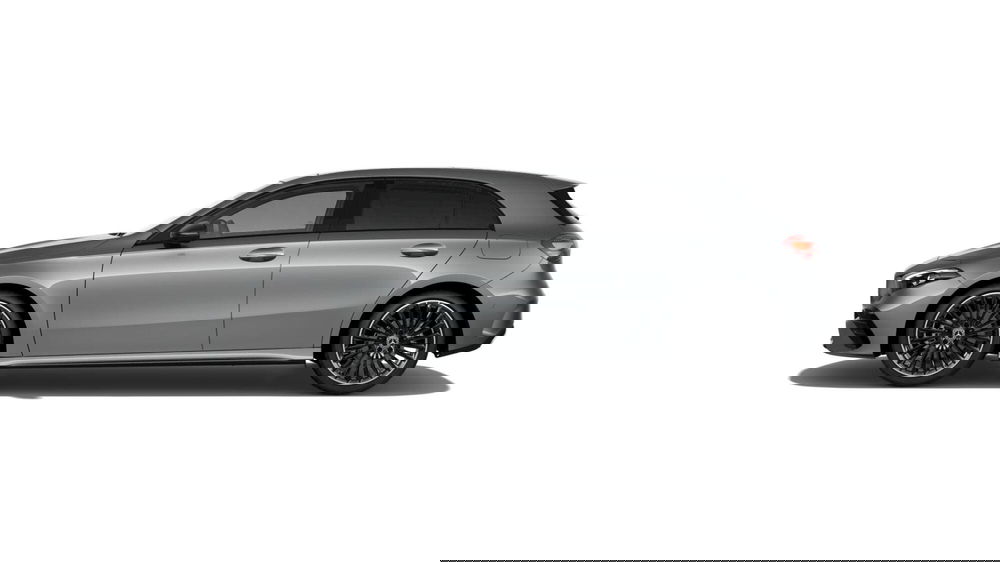 Mercedes-Benz Classe A nuova a Milano (2)