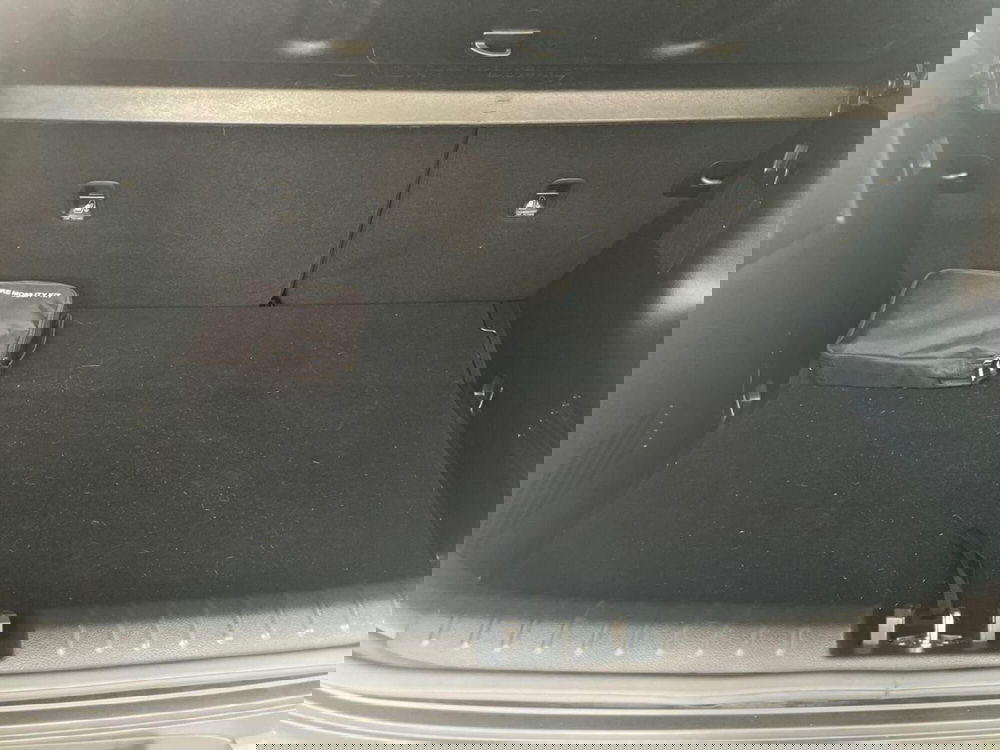 Kia Stonic usata a Milano (8)