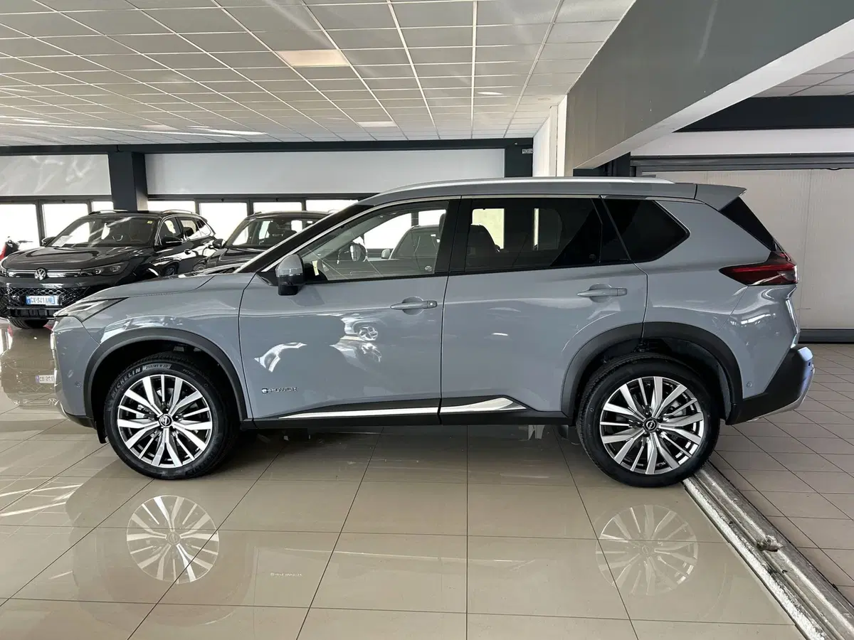 Nissan X-Trail nuova a Ferrara (6)