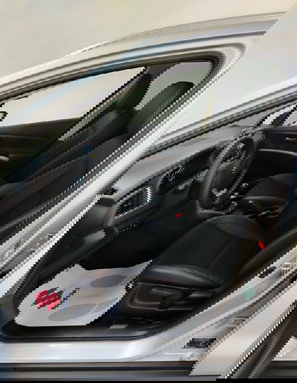 Suzuki S-Cross nuova a Rovigo (6)