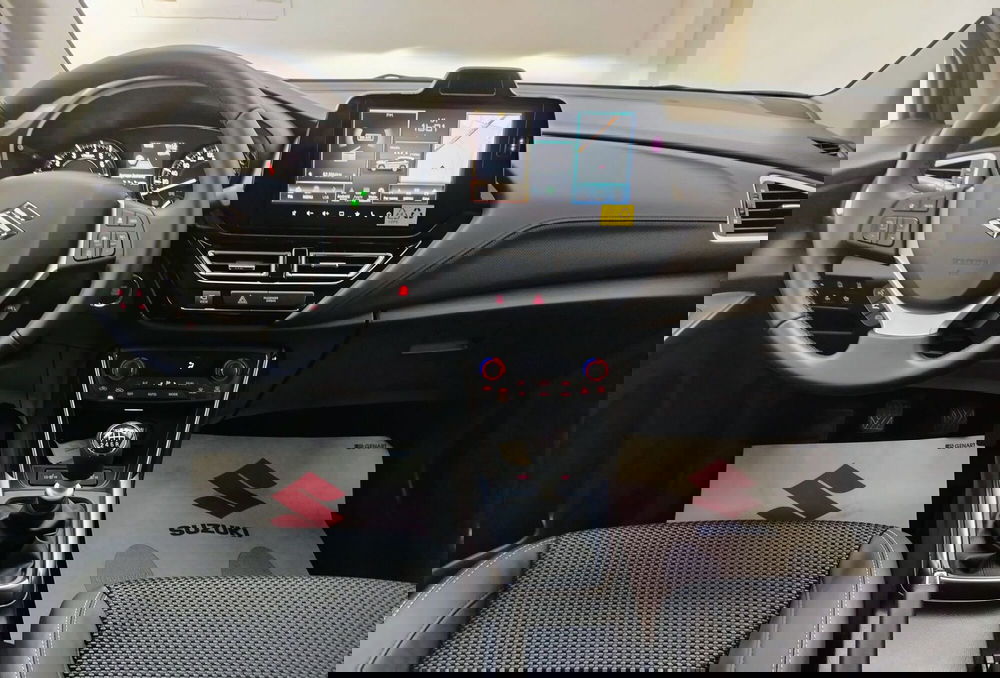 Suzuki S-Cross nuova a Rovigo (8)