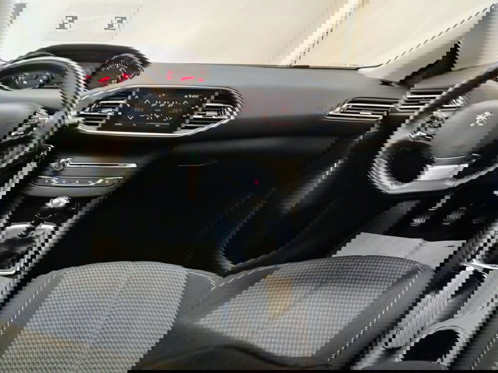 Peugeot 308 usata a Rovigo (8)