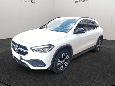 Mercedes-Benz GLA SUV 180 d Automatic Sport Plus del 2020 usata a Pescara