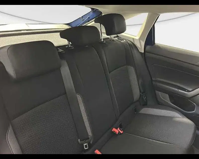 Volkswagen Taigo usata a Roma (9)
