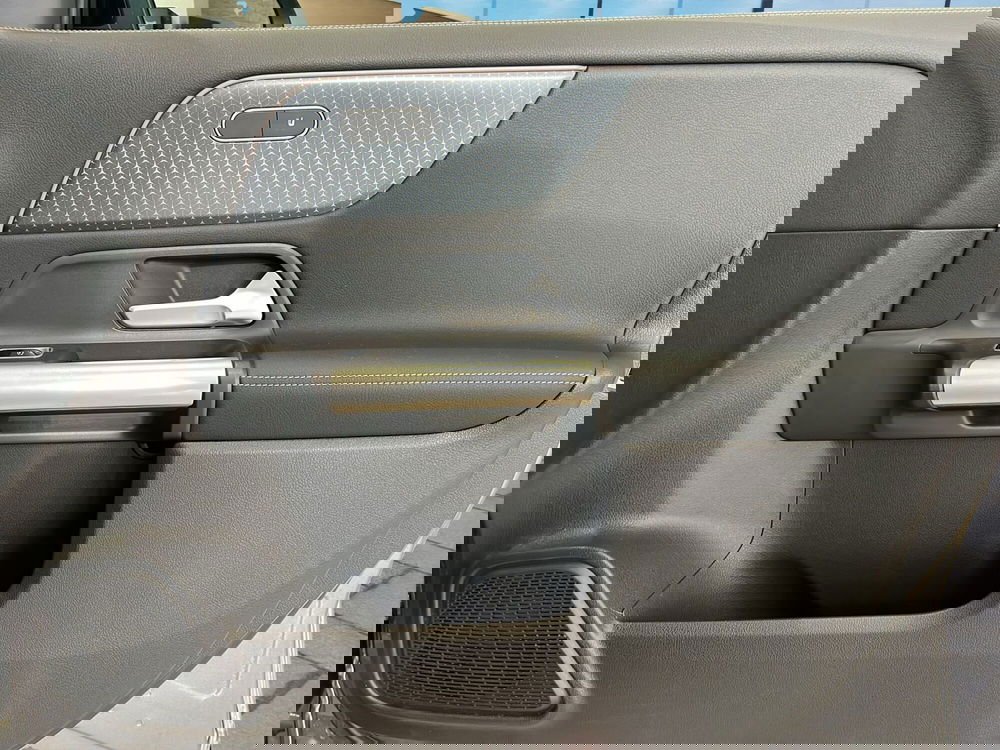 Mercedes-Benz GLA SUV usata a Cosenza (17)