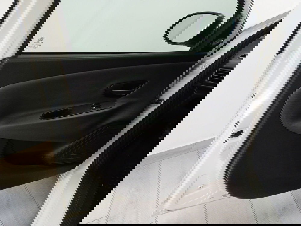 Lancia Ypsilon usata a Torino (10)