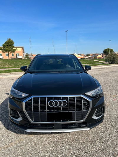 Audi Q3 35 TDI quattro S tronic Business Advanced del 2021 usata a Pratola Serra