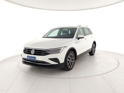 Volkswagen Tiguan 1.5 TSI 150 CV DSG ACT Life del 2021 usata a Massa