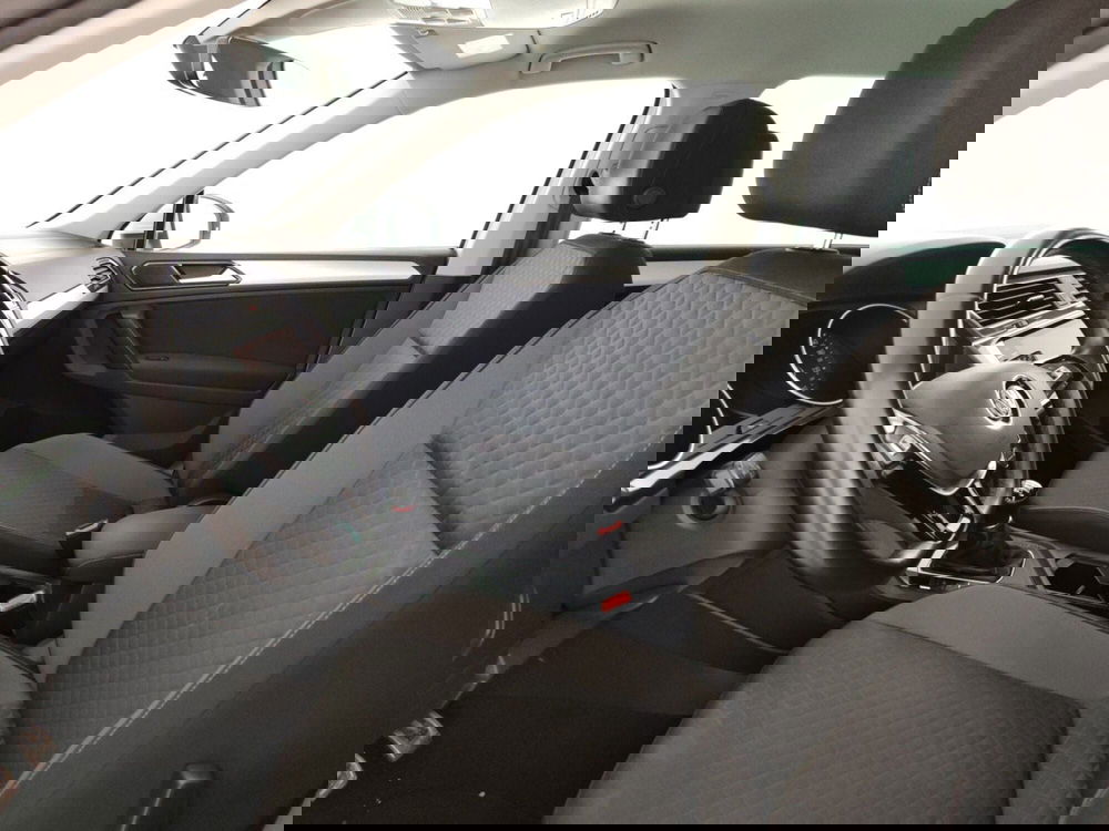 Volkswagen Tiguan usata a Massa-Carrara (7)