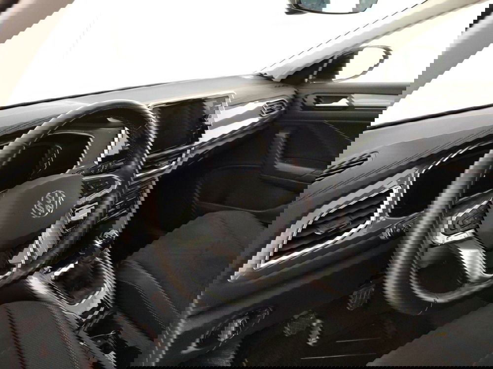 Volkswagen T-Roc usata a Massa-Carrara (8)