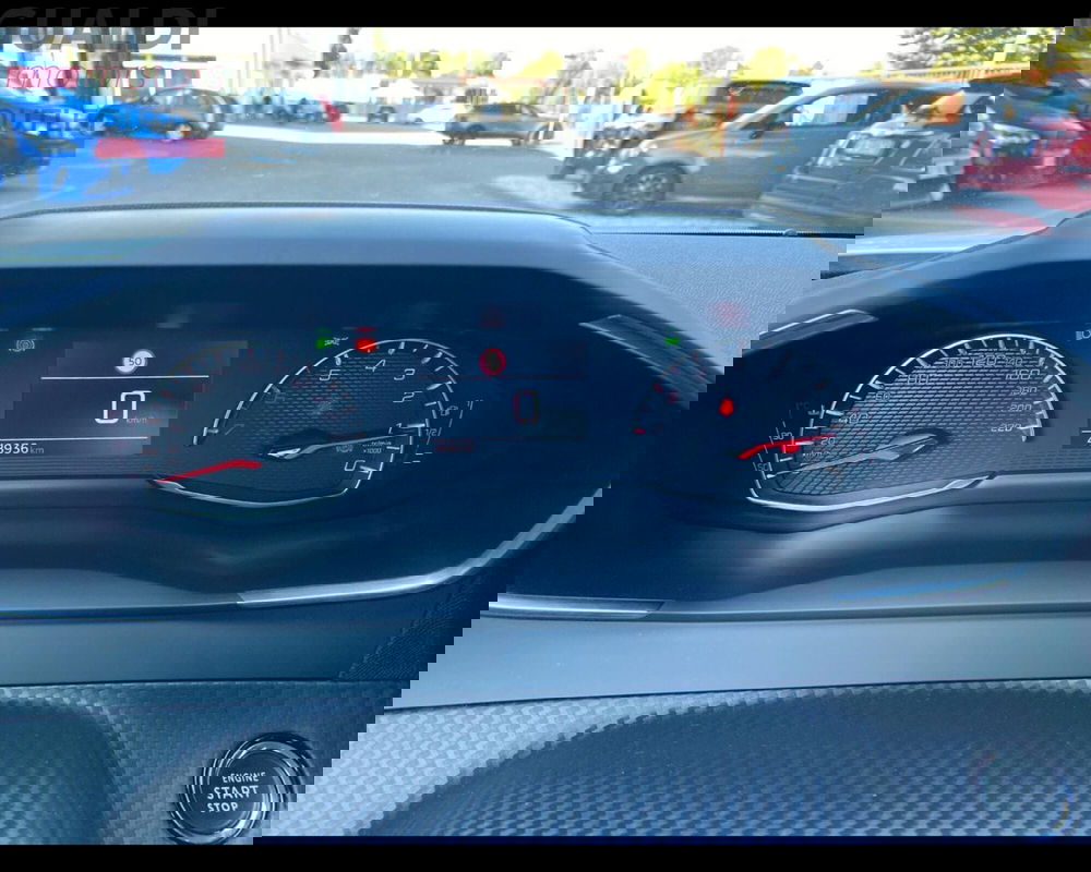 Peugeot 2008 usata a Modena (8)