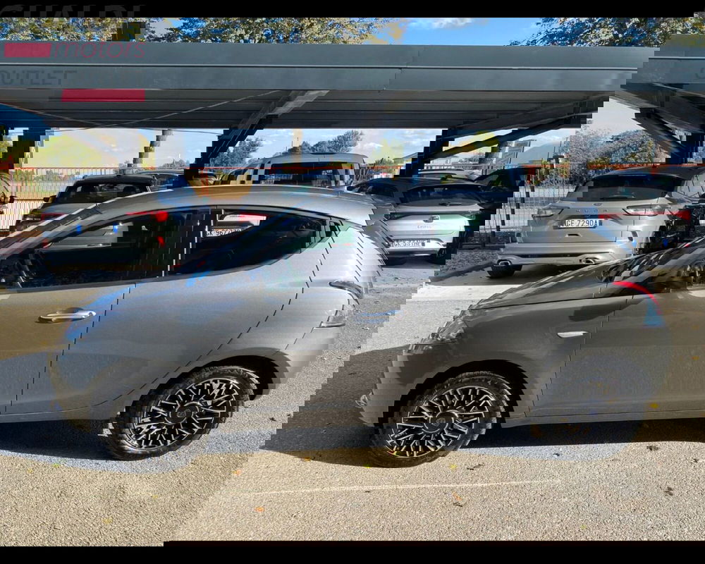 Lancia Ypsilon usata a Modena (15)