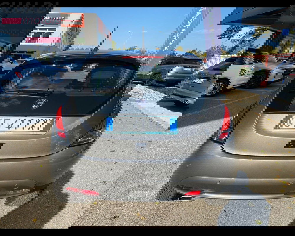 Lancia Ypsilon usata a Modena (20)