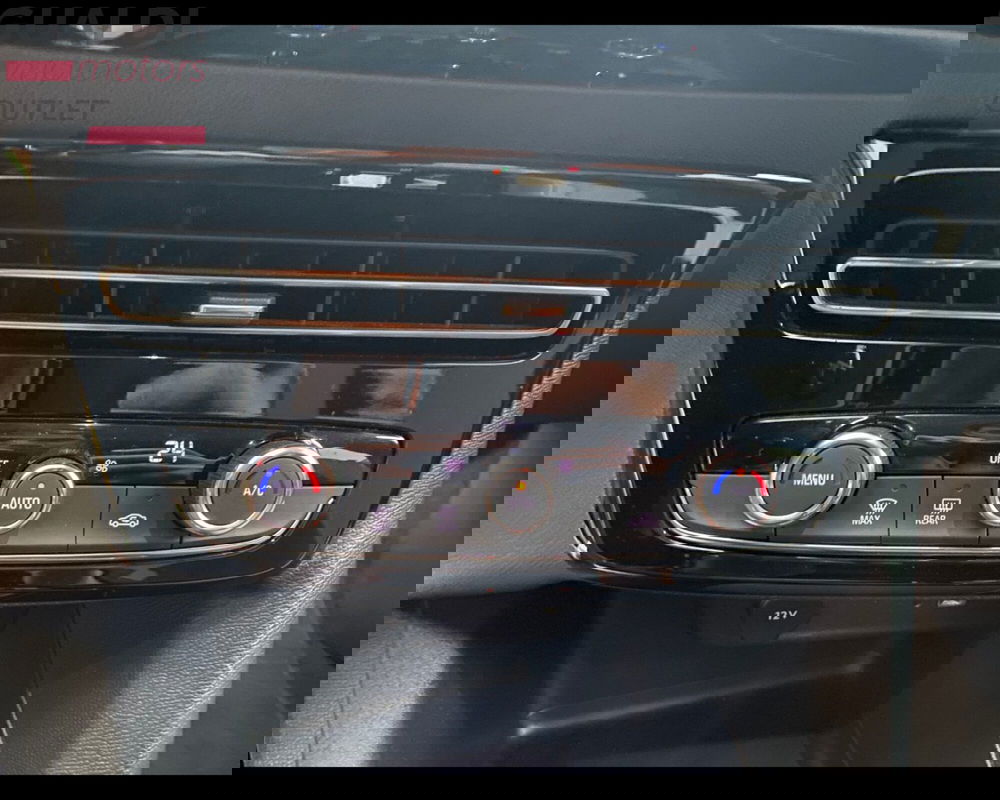 Opel Mokka usata a Modena (7)