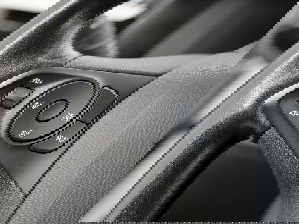 Opel Corsa usata a Prato (8)