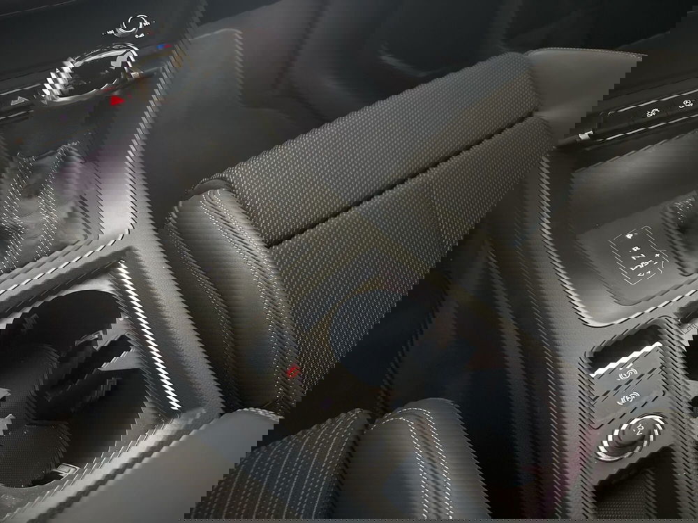 Audi Q3 Sportback usata a Napoli (18)