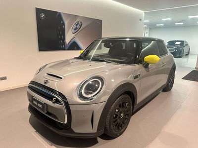 MINI Mini Cooper SE Electric del 2022 usata a Alba
