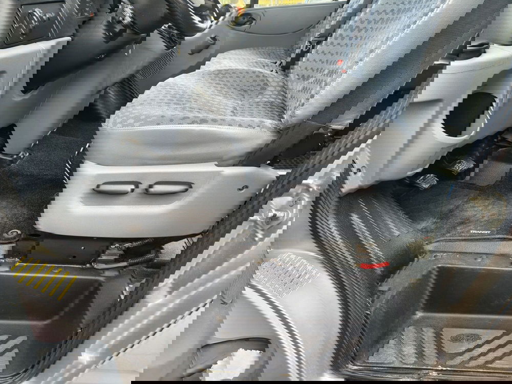 Ford Tourneo Custom usata a Vercelli (13)