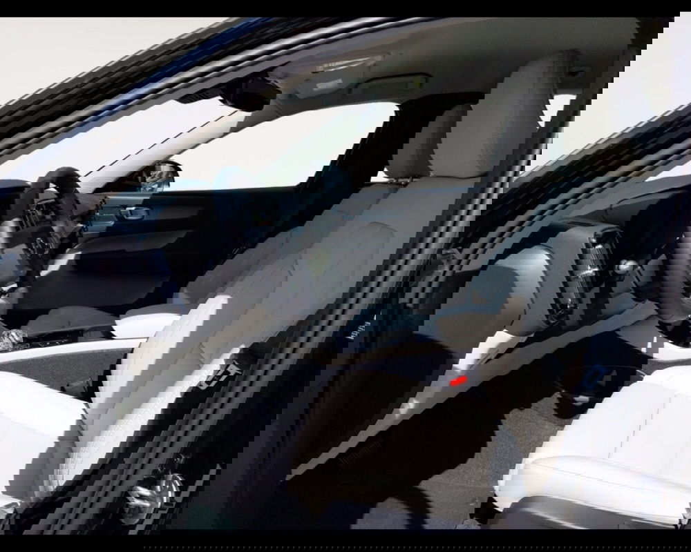 Volvo XC40 nuova a Ravenna (14)