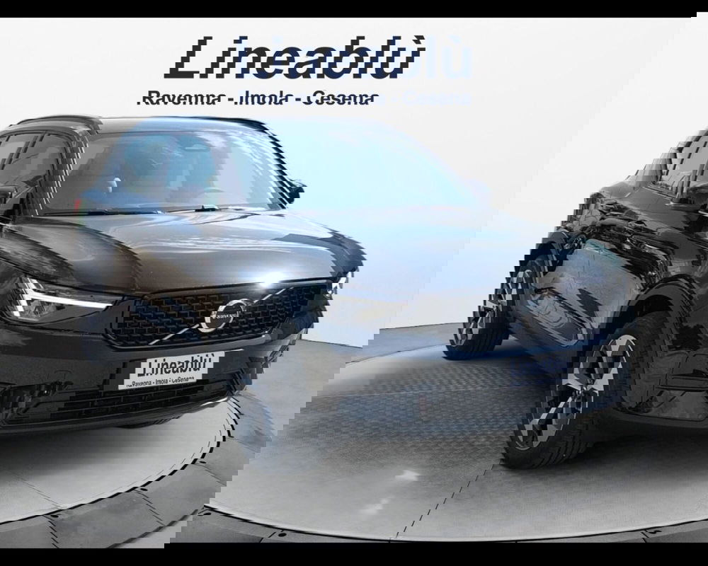 Volvo XC40 nuova a Ravenna (7)